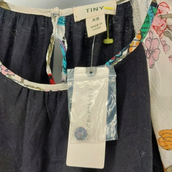 Anthropologie black blouse with sheer sleeves in a butterfly dragonfly print - Picture 4 of 8